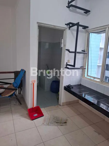 image RUKO 3 LANTAI STRATEGIS DI PARAMOUNT BSD (6)