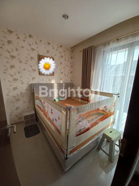 image JUAL CEPAT NEGO SAMPE DEAL RUMAH 2.5 LANTAI SEPATAN (7)