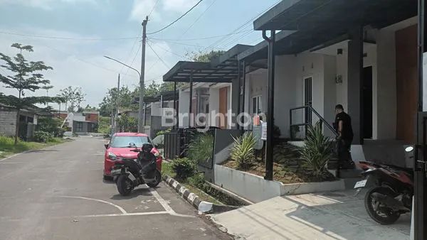 image RUMAH DI PERUM SAMESTA JERUK SAWIT (3)