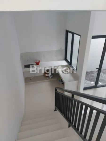 image DIJUAL MURAH RUMAH BARU 2 LANTAI, SATELIT INDAH-SURABAYA (4)