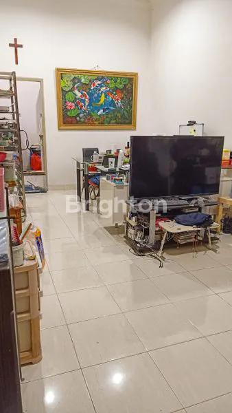 image RUMAH 3 LANTAI SHM SIAP HUNI DI SUNTER (2)