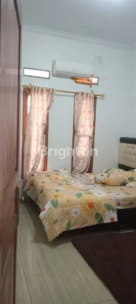 image RUMAH DI DEPOK (2)