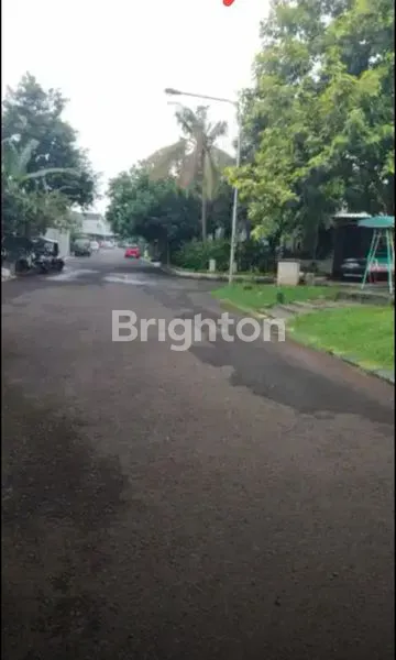 image RUMAH 2 LANTAI DI GRAHA RAYA BINTARO TANGERANG SELATAN (7)