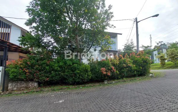 image DIJUAL RUMAH, BANDUNG UTARA\NCISITU, DAGO COBLONG. JARANG ADA, POSISI HOOK (7)
