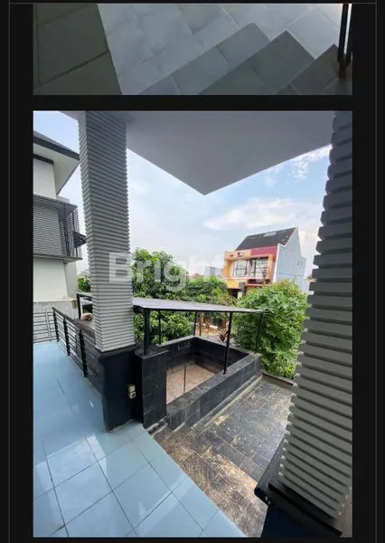 image RUMAH MEWAH DI KAWASAN ELITE KEMANG PRATAMA 2, BEKASI (4)