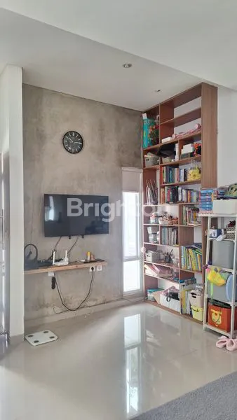 image RUMAH MINIMALIS 2 LANTAI DI DAERAH KEBO IWA DENPASAR (4)