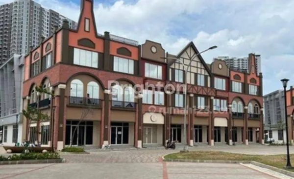 DIJUAL RUKO LA RIVIERA LARIVIERA PIK 2 HOEK HOOK MURAH TYPE GARDEN 3 LANTAI