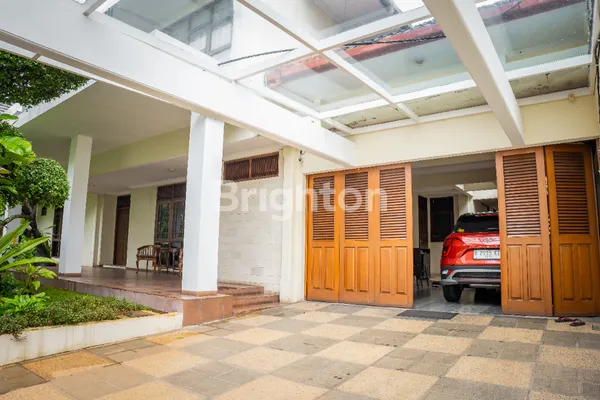 image RUMAH MEWAH LUAS 513M² DI RAWAMANGUN – LOKASI STRATEGIS DEKAT LRT & TOL, SHM! (7)