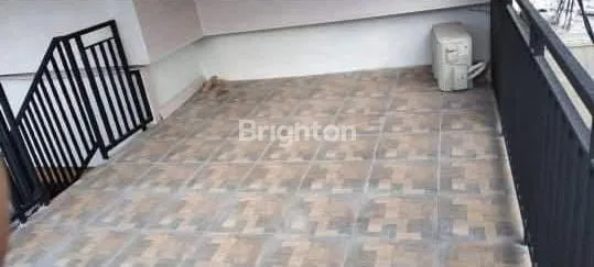 image RUMAH MODERN SIAP HUNI, HARGA NEGO (8)