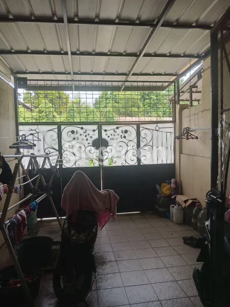 image DIJUAL RUMAH 2 LANTAI DI TAMAN PALEM LESTARI, CENGKARENG – LOKASI STRATEGIS & SIAP HUNI (3)