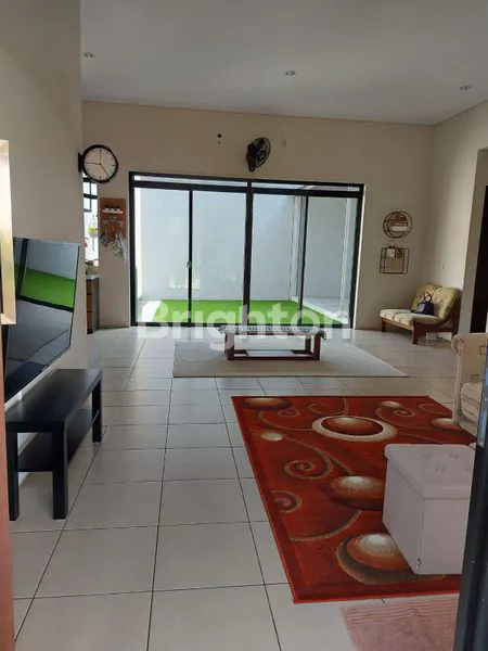 image RUMAH MEWAH DI TATAR LOKACITRA KOTABARU PARAHYANGAN (2)