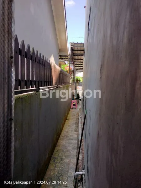 image RUMAH CANTIK TERAWAT SIAP HUNI PERINTIS BALIKPAPAN (7)