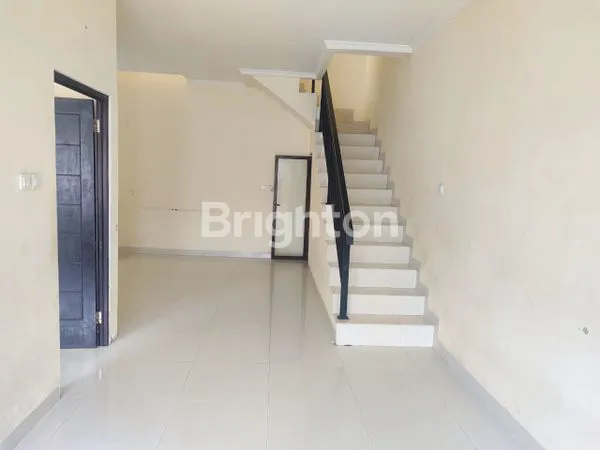 image RUMAH SIAP HUNI 2 LANTAI DI PAMULANG (4)