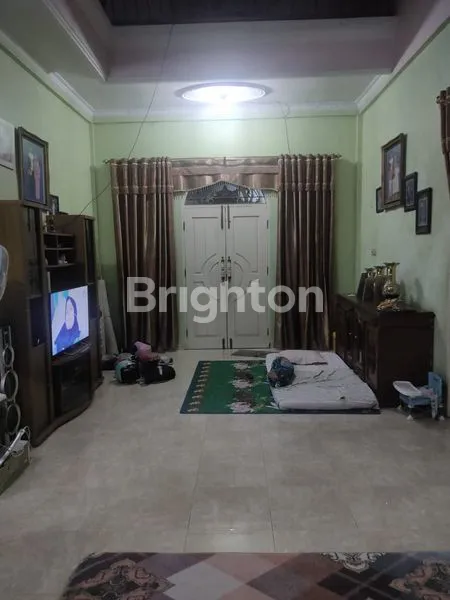 image RUMAH LUAS 2 LANTAI + KONTRAKAN DEKAT UIR (6)