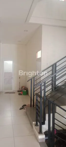 image RUKO 3,5LANTAI DIJUAL (3)