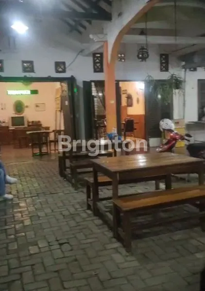 image RUMAH USAHA STRATEGIS DI JL. IR. SOEKARNO SURABAYA (2)