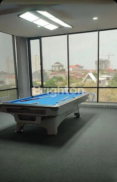 image HOT DEAL – INVESTASI BISNIS SIAP JALAN ,  BILLIARD & CAFÉ 4 LANTAI + ROOFTOP VIEW CITYLIGHT (2)