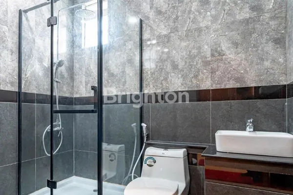 image FOR RENT FULLY FURNISH SMART HOUSE TUKAD, RENON DENPASAR (3)