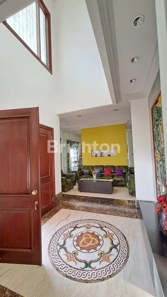 image RUMAH HOEK SIAP HUNI FULL FURNISHED DI VILLA PERMATA GADING. KELAPA GADING (4)