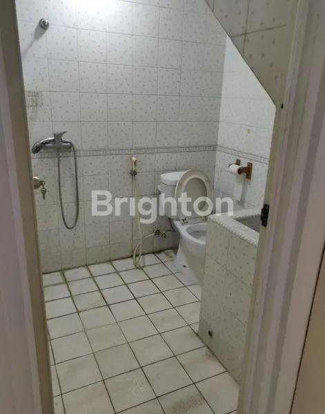 image RUMAH 2 LANTAI MUARA KARANG, JAKARTA UTARA (6)