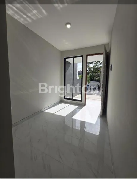 image RUMAH BARU MINIMALIS  100% BARUK UTARA MERR NGINDEN UPN IPH DINAMIKA 15 MENIT KE GALAXI MALL 10 MENIT KE BANDARA JUANDA (3)
