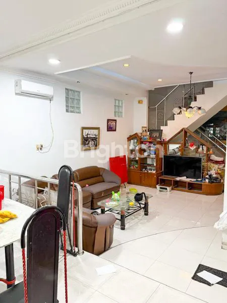 image DIJUAL / SEWA RUMAH SIAP HUNI DI JLN CIK DITIRO (3)