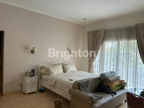 image RUMAH 2 LANTAI DALAM TOWN HOUSE EKSKLUSIF — LOKASI STRATEGIS DEKAT MRT & AKSES TOL! (7)