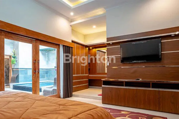 image VILLA 1 LANTAI 2 BR FULLY FURNISHED SMART HOUSE WITH SWIMMING POOL & GARDEN DILOKASI YANG STRATEGIS  (7)