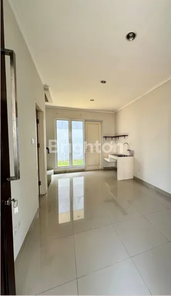 image HUNIAN NYAMAN DAN MODERN DI MILANO VILLAGE GADING SERPONG (3)