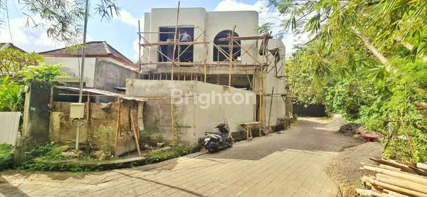image VILLA BARU BERGAYA MEDITERANIA HARGA 2 M-AN HANYA 4 MENIT KE GWK, LOKASI NYAMAN & TENANG VIEW PERBUKITAN HIJAU (4)