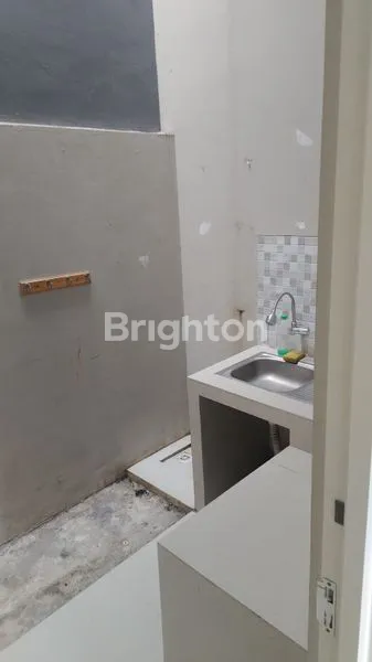 image DISEWAKAN RUMAH BARU JALAN MODERN TENGAH  (8)