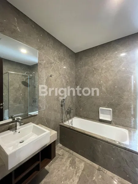 image HUNIAN PRESTISIUS NEW CLUSTER AURELLE PONDOK INDAH TOWN HOUSE JAKARTA SELATAN  (3)