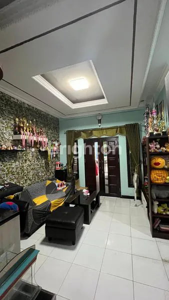 image DIJUAL MURAH RUMAH TERAWAT BALIKPAPAN REGENCY  (2)