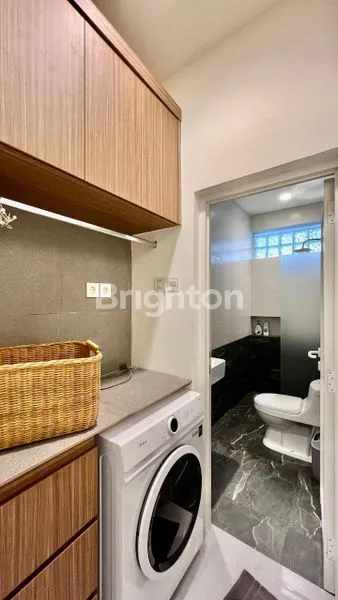 image RUMAH FURNISHED SIAP HUNI DI SOLO KOTA (8)