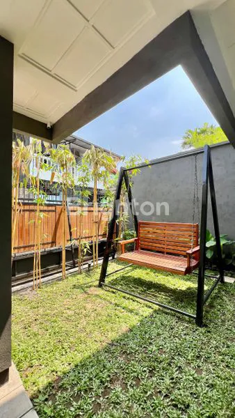 image RUMAH FURNISHED SIAP HUNI DI SOLO KOTA (3)