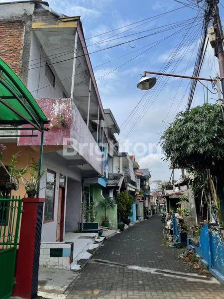 image RUMAH KOST 2 LANTAI  14 KAMAR DEKAT UMM 3  KOTA MALANG (2)