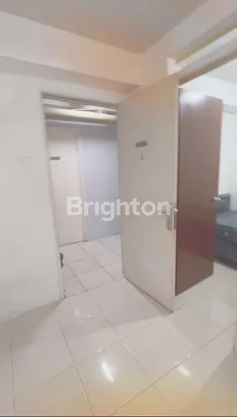 image APARTEMEN STRATEGIS 2BR, FURNISHED SIAP HUNI (2)