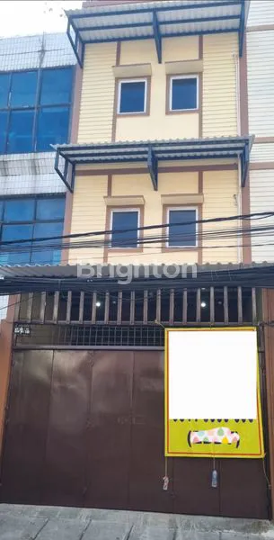 RUKO BAGUS SEWA DI JELAMBAR 3 LANTAI