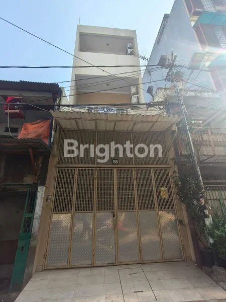 RUMAH 3 LANTAI DI KEMURNIAN GLODOK TAMAN SARI JAKARTA  BARAT