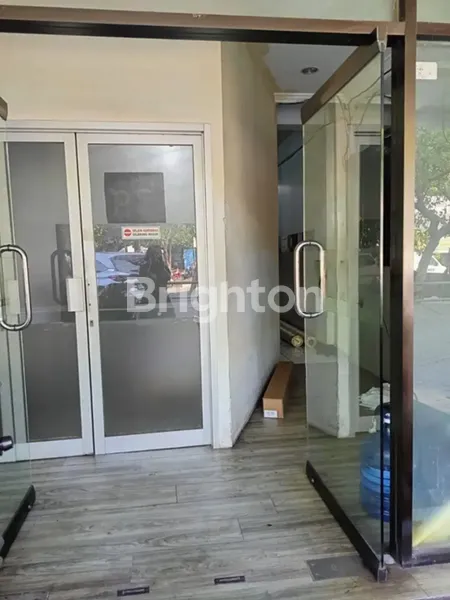 image DIJUAL CEPAT RUKO NGAGEL JAYA SELATAN SIAP PAKAI COCOK UNTUK KANTOR (3)