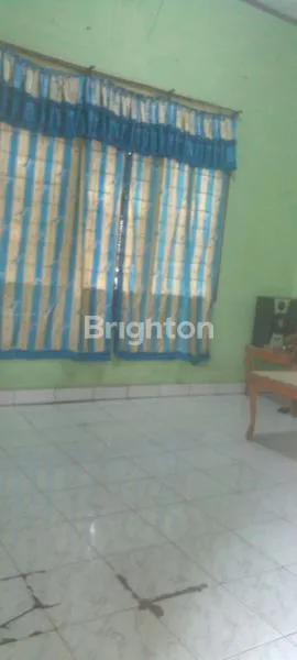 image LAHAN DAN RUMAH USAHA YANG LUAS DAN ASRI (2)