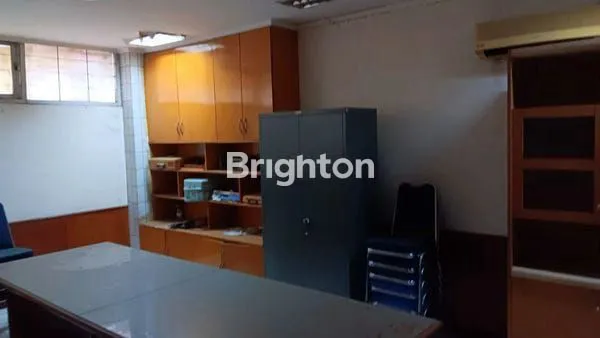 image GEDUNG 4 LANTAI STRATEGIS DI JATINEGARA JAKARTA TIMUR (4)