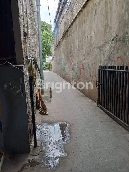 image RUMAH KONTRAKAN TAMAN KEDOYA BARU RESIDENCE (4)