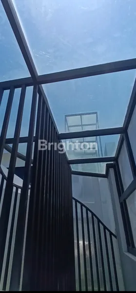 image TURUN HARGAA!! GEDUNG 3 LANTAI – VIEW LANGSUNG PANTAI PADANG GALAK (2)