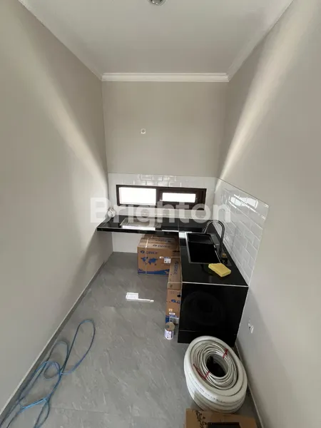 image RUMAH BARU SIAP HUNI DI SESETAN, DENPASAR (2)