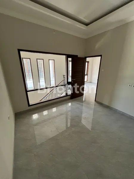 image RUMAH BARU SIAP HUNI DI SESETAN, DENPASAR (4)