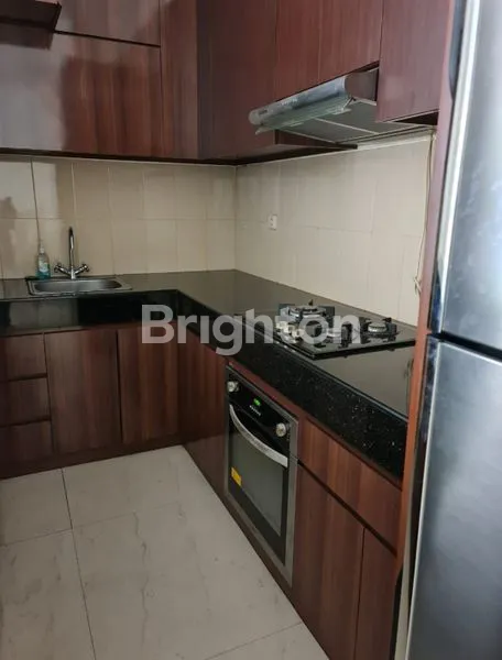 image RUMAH MEWAH 3 LANTAI DI KEMANG SIAP HUNI (5)