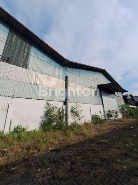 image GUDANG MARGOMULYO, SURABAYA BARAT. DEKAT TAMBAK OSOWILANGUN - GREGES JAYA - KALIANAK - EXIT TOL MARGOMULYO - PELABUHAN TANJUNG PERAK - PELABUHAN TERMINAL PETI KEMAS TELUK LAMONG - KEBOMAS GRESIK, DLL. (5)