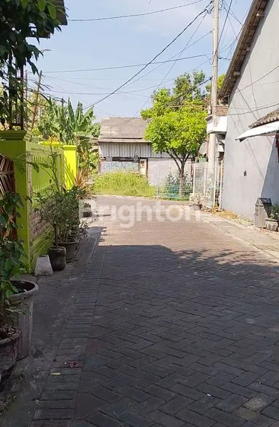 image HUNIAN STRATEGIS GRESIK, 4 KT, HARGA MENARIK (5)