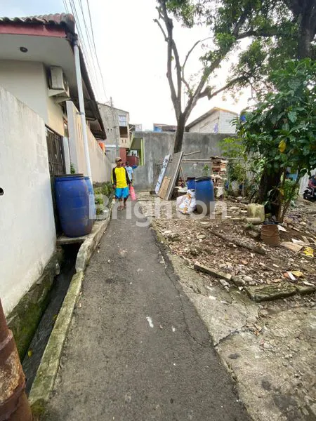 image TANAH LOKASI STRATEGIS SHM COCOK BANGUN KOSAN DEKAT KAMPUS UI DEPOK (6)